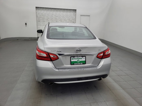 Used 2016 Nissan Altima 2.5 SL w/ 2.5 Technology w/LED Package image 6