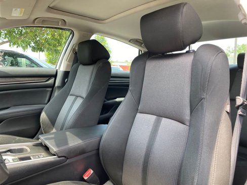 Used 2020 Honda Accord EX image 19