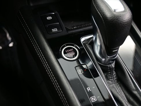 Used 2023 Nissan Kicks SR image 21