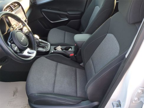 Used 2023 Kia Soul EX image 12