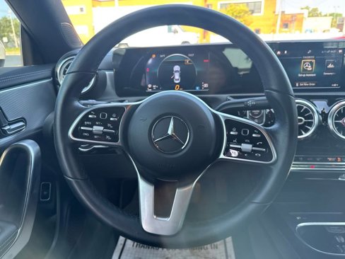 Used 2020 Mercedes-Benz CLA 250 image 14