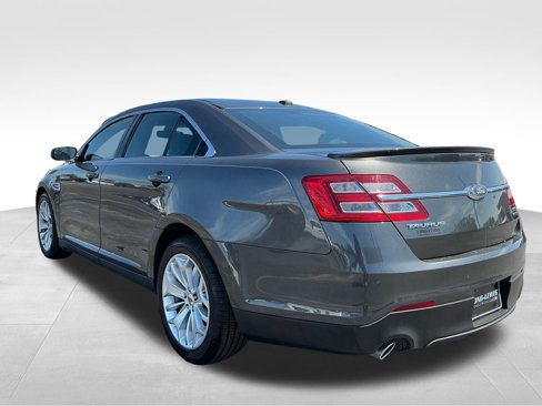 Used 2018 Ford Taurus SEL w/ Equipment Group 201A image 3