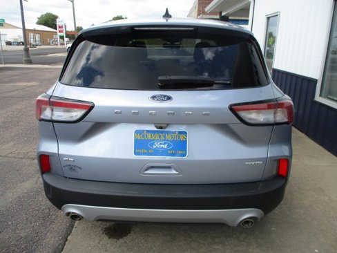 Used 2022 Ford Escape SE w/ Cold Weather Package image 6