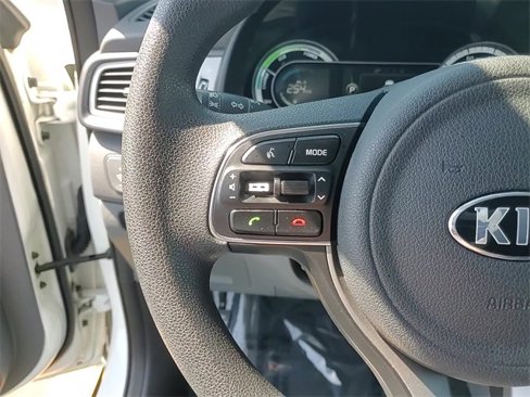 Used 2018 Kia Niro LX image 16