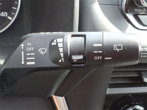Used 2023 Nissan Rogue SV image 23