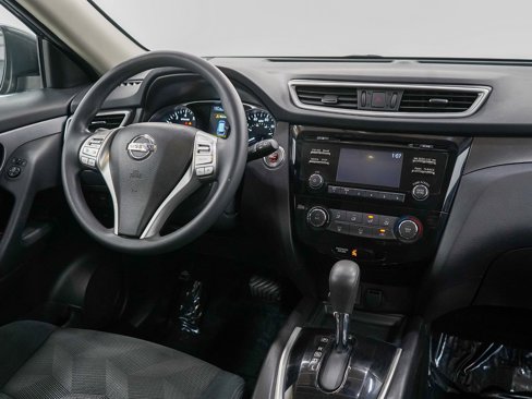 Used 2016 Nissan Rogue SV image 12