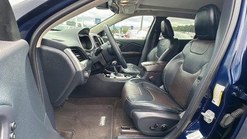 Used 2014 Jeep Cherokee Limited w/ Technology Group image 6