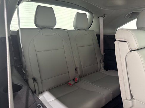 Certified 2018 Acura MDX SH-AWD w/ Technology Package image 26