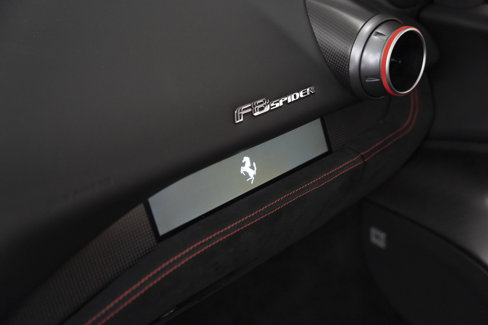 Used 2021 Ferrari F8 Tributo image 51