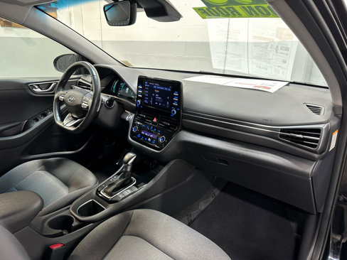 Used 2022 Hyundai Ioniq SEL image 24