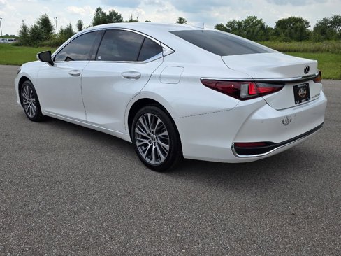 Used 2021 Lexus ES 250 w/ Premium Package image 7