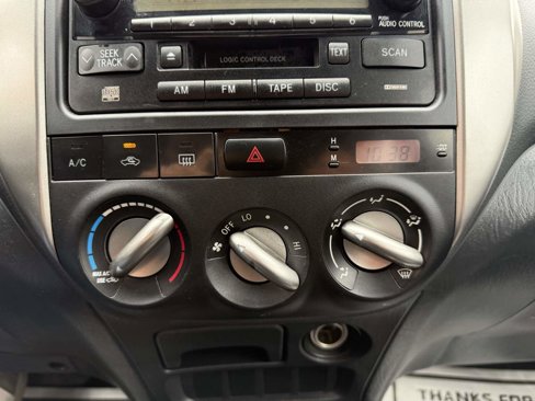 Used 2005 Toyota RAV4 4WD image 19