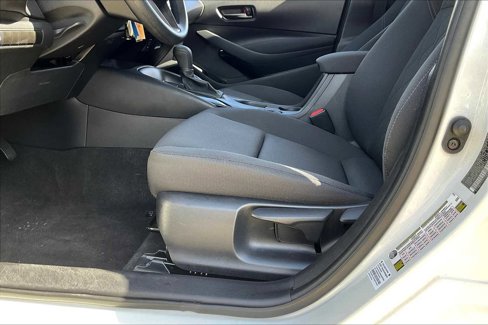Used 2023 Toyota Corolla LE image 30