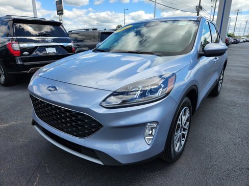 Used 2022 Ford Escape SEL image 4