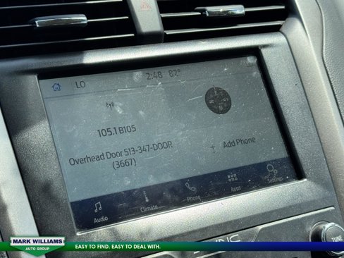 Used 2020 Ford Fusion SE image 9