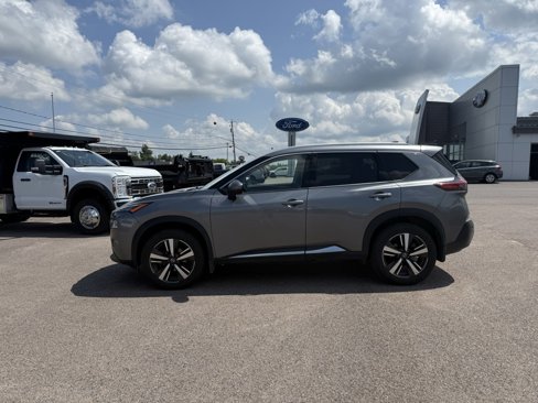 Used 2021 Nissan Rogue SL w/ Premium Package image 3