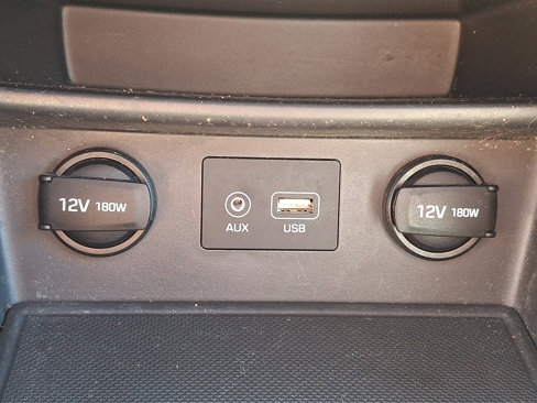 Used 2018 Hyundai Kona Limited image 24