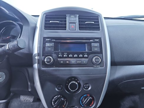 Used 2017 Nissan Versa SV image 19
