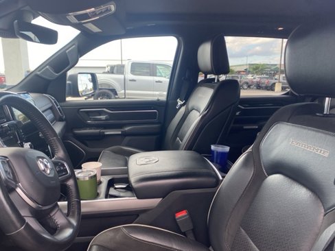 Used 2021 RAM 1500 Laramie w/ Sport Appearance Package image 8