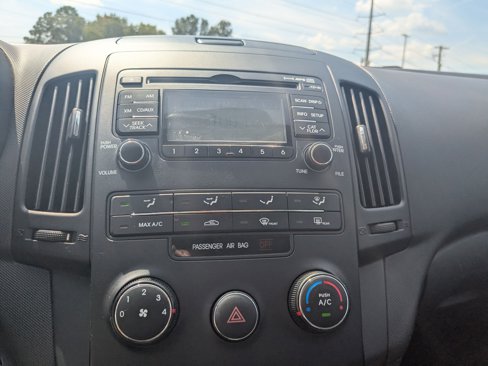 Used 2010 Hyundai Elantra GLS w/ Popular Equipment Pkg 2 image 18