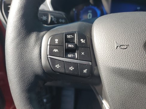 Certified 2020 Ford Escape Titanium image 21