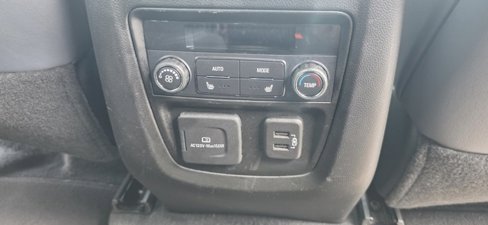 Used 2024 Buick Enclave Premium image 16