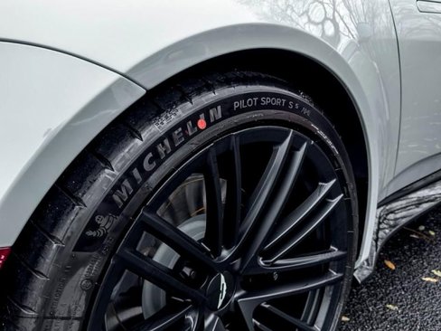 New 2025 Aston Martin V8 Vantage Coupe image 12