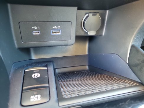 Certified 2024 Nissan Kicks SV image 30