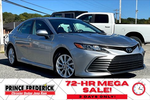 Used 2024 Toyota Camry LE image 1