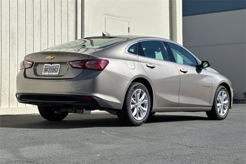 Used 2022 Chevrolet Malibu LT image 4
