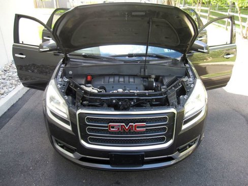 Used 2015 GMC Acadia SLT image 34