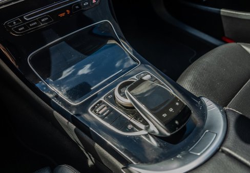 Used 2015 Mercedes-Benz C 300 Sedan image 23