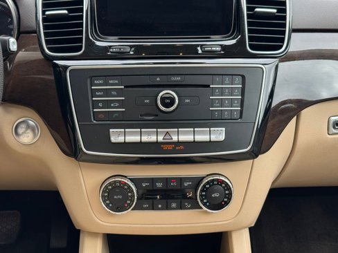 Used 2018 Mercedes-Benz GLE 350 image 21