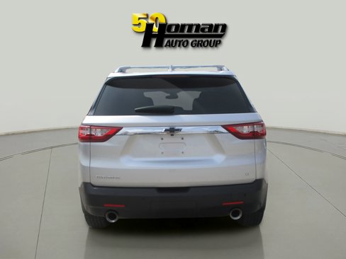 Used 2018 Chevrolet Traverse LT image 4