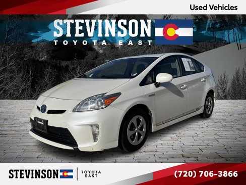 Used 2015 Toyota Prius Three image 1