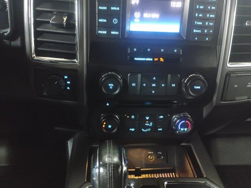 Used 2015 Ford F150 XLT w/ Equipment Group 301A Mid image 14