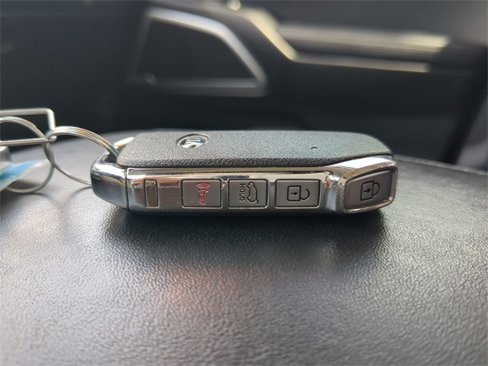 Used 2020 Kia Telluride EX w/ EX Premium Package image 36