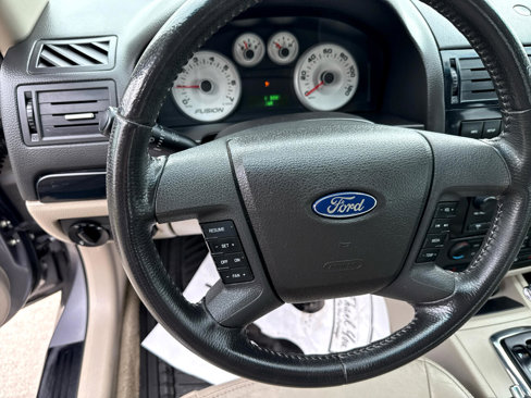 Used 2007 Ford Fusion SEL image 16