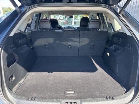 Used 2019 Ford Edge Titanium w/ Cold Weather Package image 9