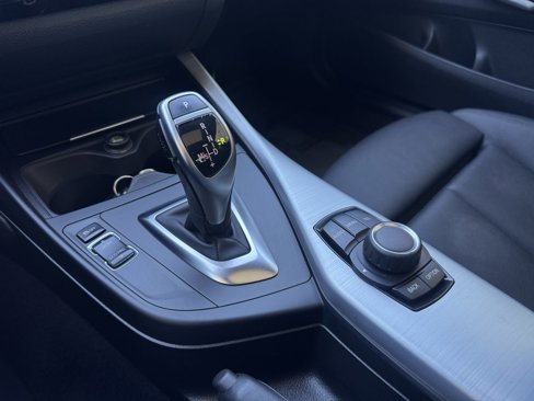 Used 2016 BMW 228i Coupe image 17