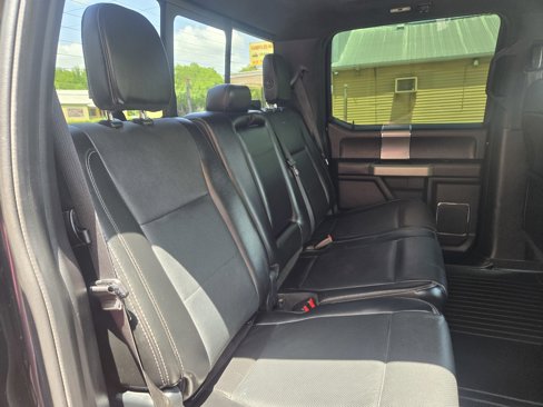 Used 2017 Ford F150 Lariat image 11