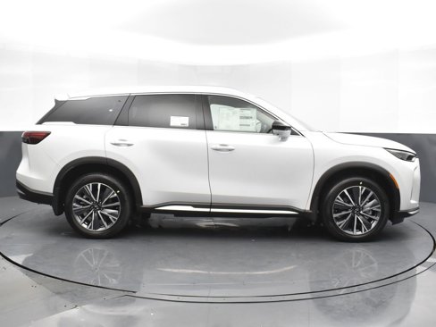 New 2026 INFINITI QX60 Luxe w/ Cargo Package image 4