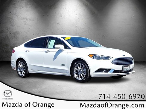 Used 2018 Ford Fusion Energi SE image 1
