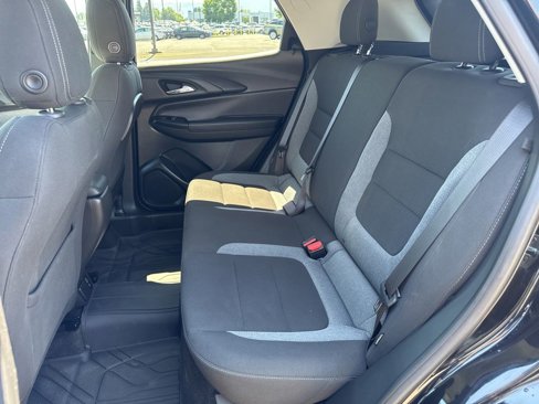 Used 2023 Chevrolet TrailBlazer LT w/ Convenience Package image 11