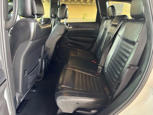 Used 2020 Jeep Grand Cherokee Limited X image 20
