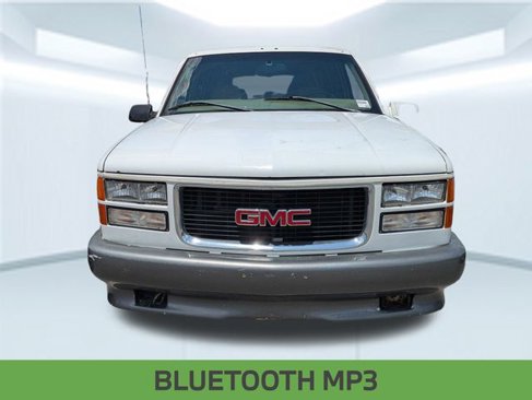 Used 1999 GMC Suburban 2WD w/ Marketing Opt Pkg 3 image 2