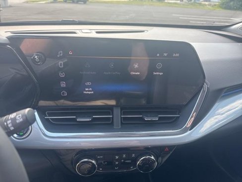 New 2025 Chevrolet Trax LT w/ Driver Confidence Package image 11