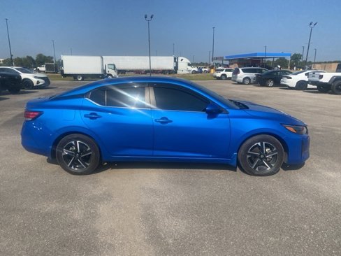 Used 2024 Nissan Sentra SV w/ All-Weather Package image 7