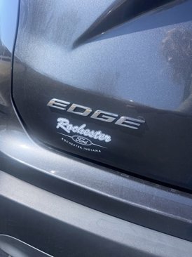 Used 2020 Ford Edge Titanium image 4