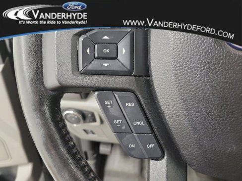 Used 2017 Ford F150 XLT w/ Equipment Group 302A Luxury image 24